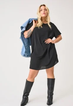Clearance CARLUX Kort kjole Dame Kjoler