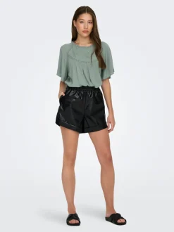 Hot ONLDITTE Oversized fit Shorts i imiteret læder Dame Shorts