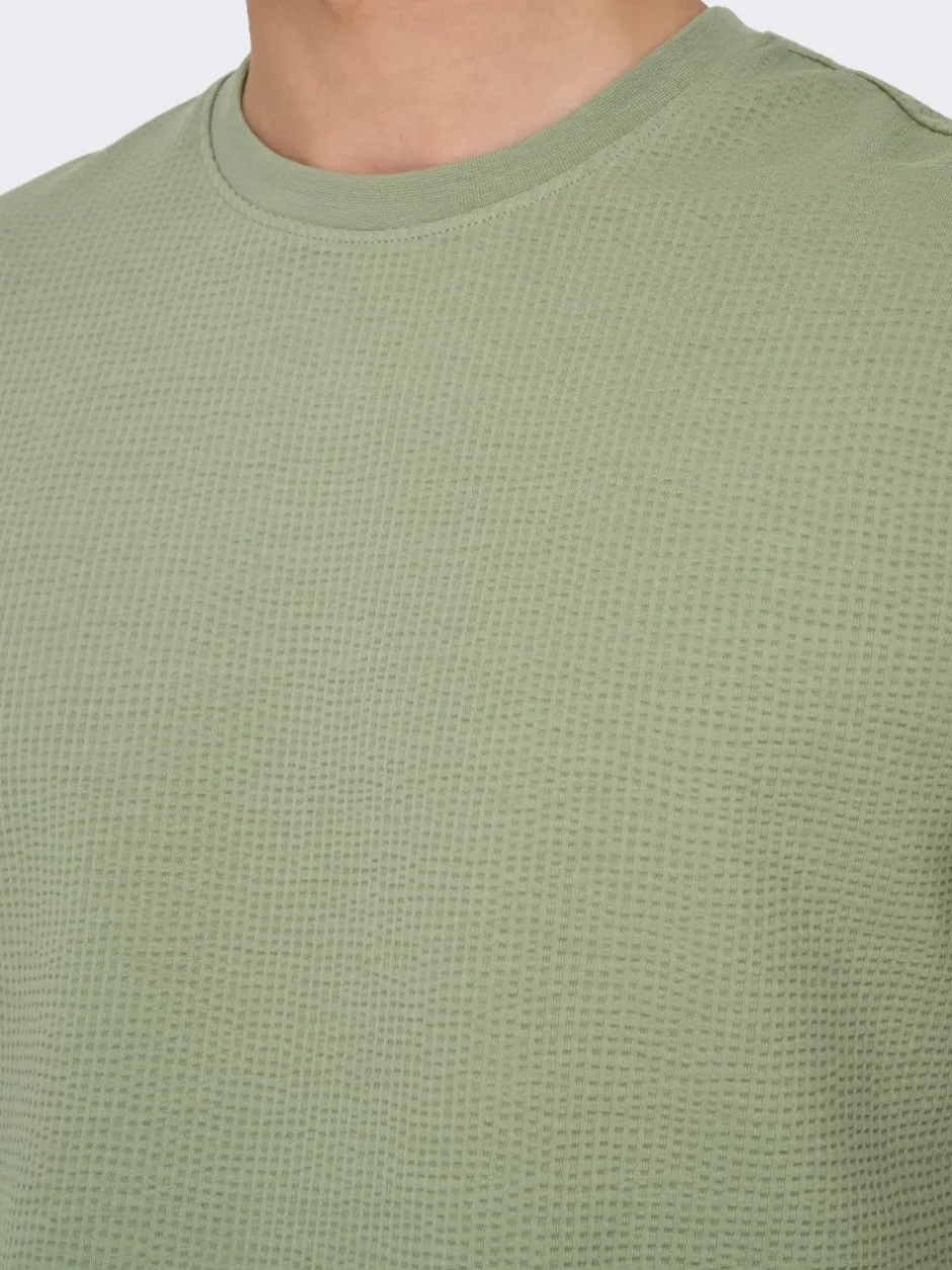 New ONSKIAN T-shirt T-Shirts